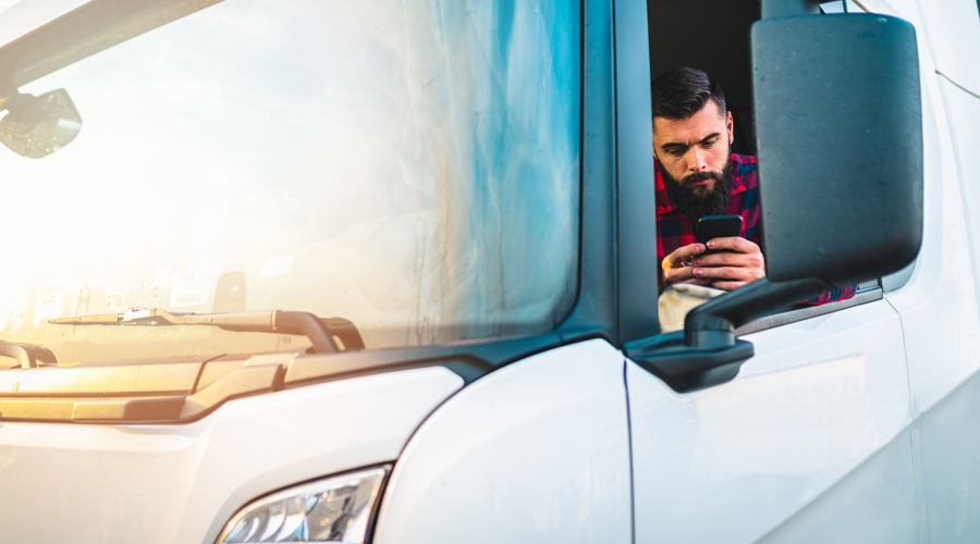 The U.S. Now Requires Cross-border Truck Drivers to Be Vaccinated for COVID-19